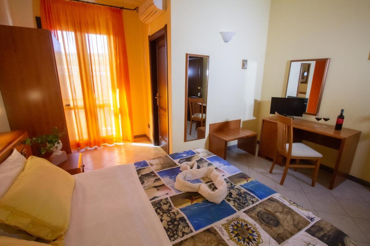 Hotel Merlino Avola Εξωτερικό φωτογραφία